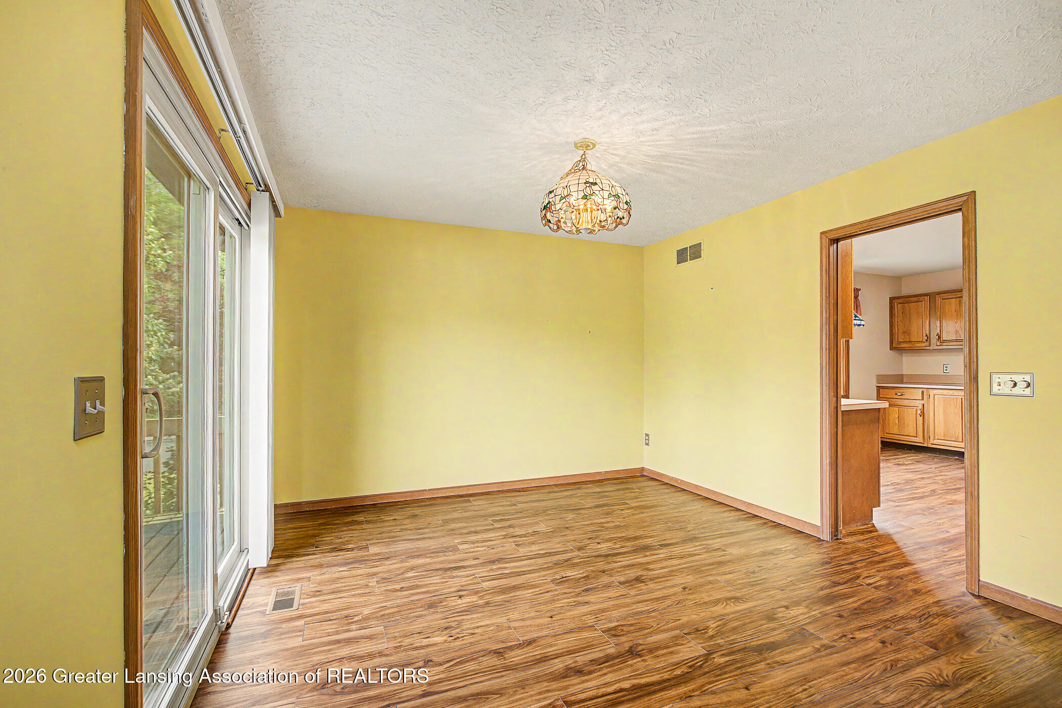 4485 Comanche Drive