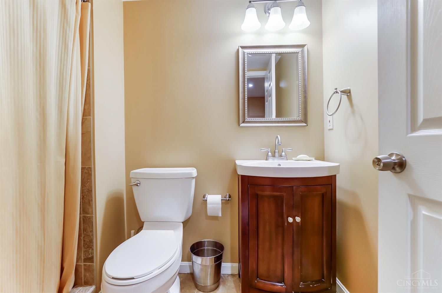 7995 Executive Court