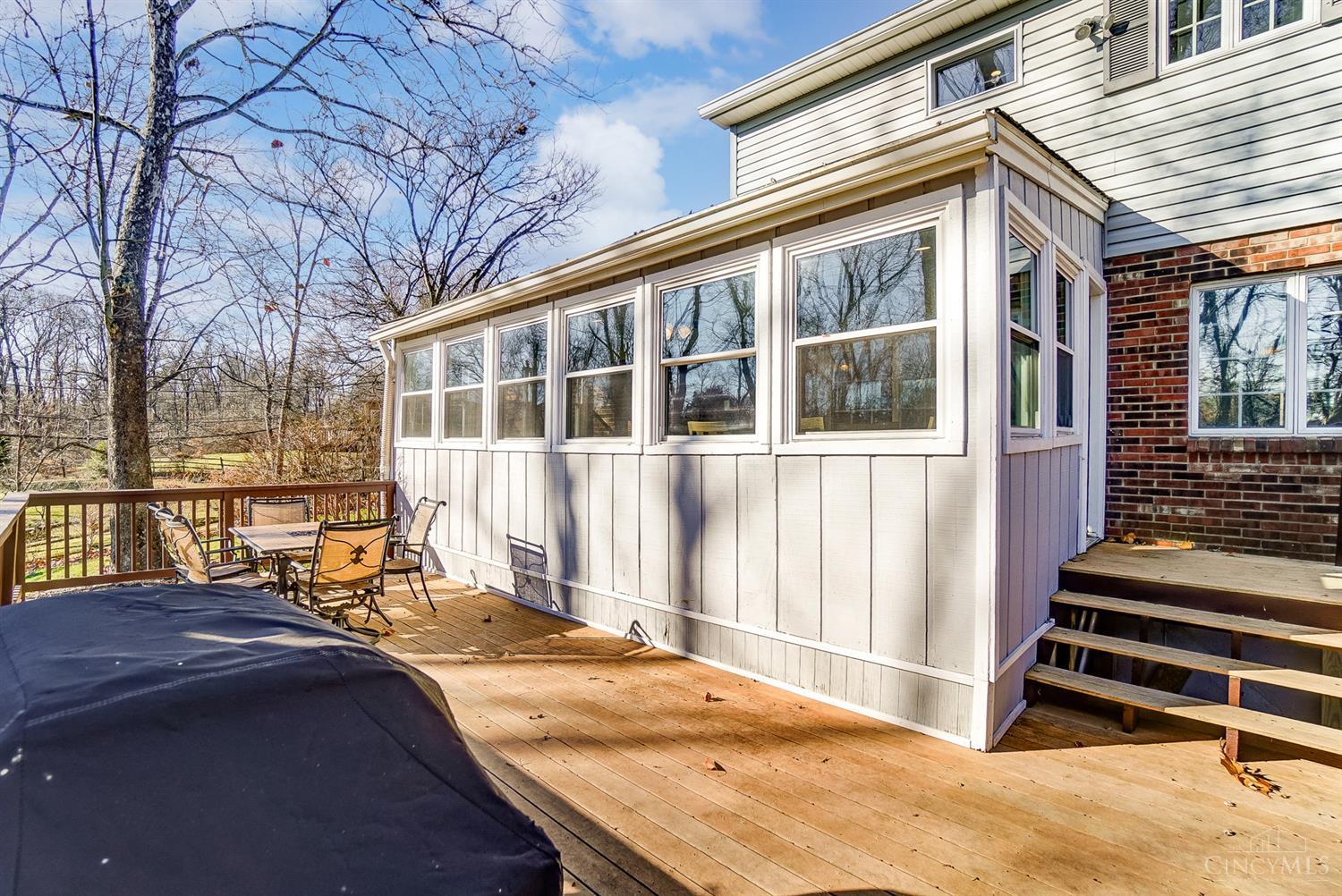 7995 Executive Court