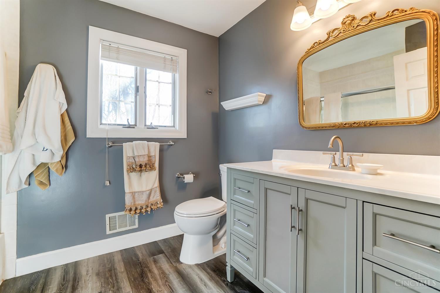 7995 Executive Court