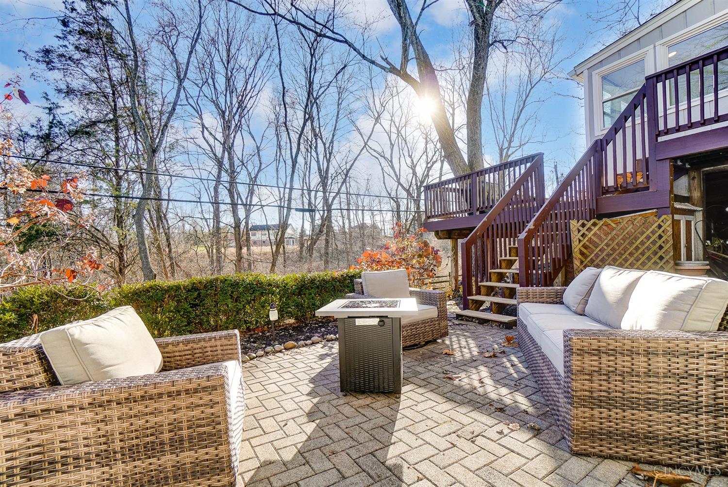 7995 Executive Court