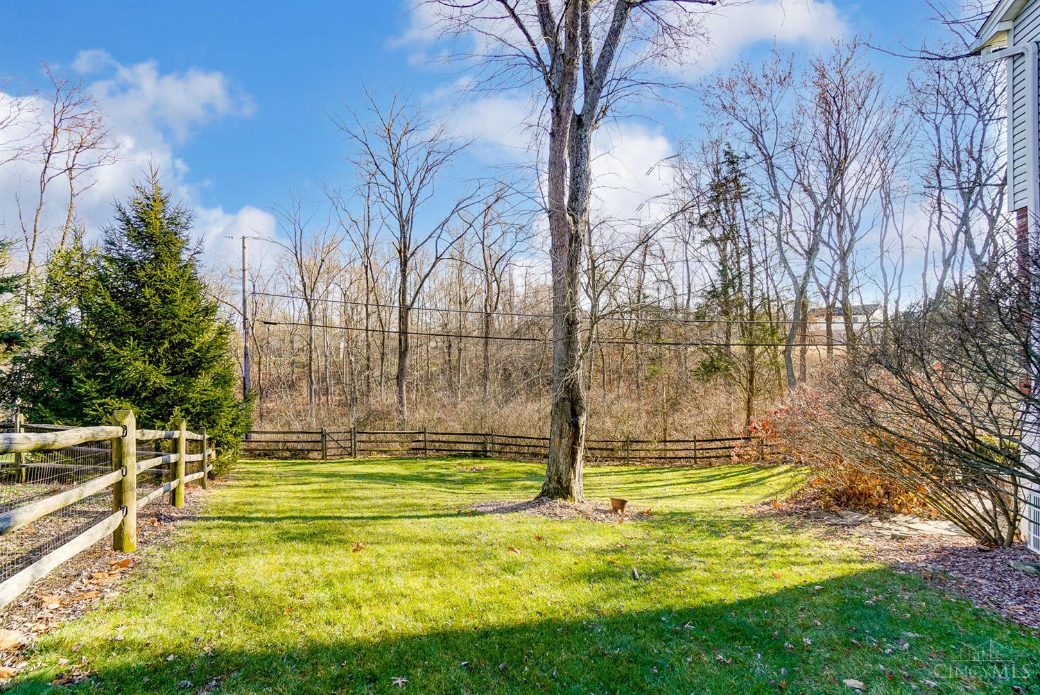 7995 Executive Court