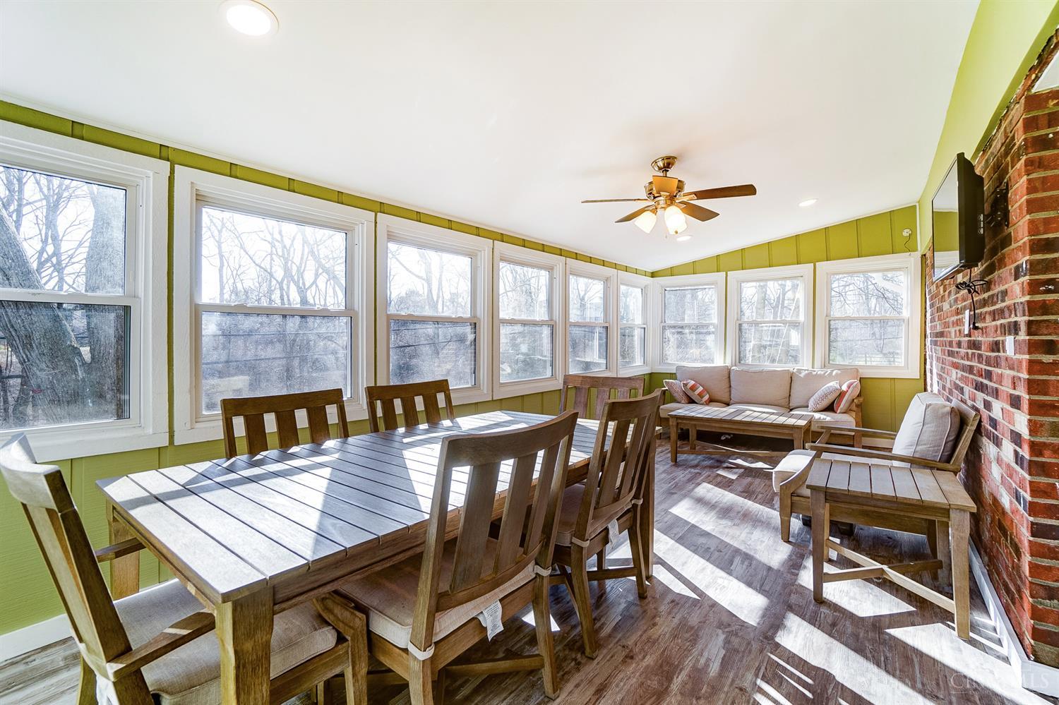 7995 Executive Court