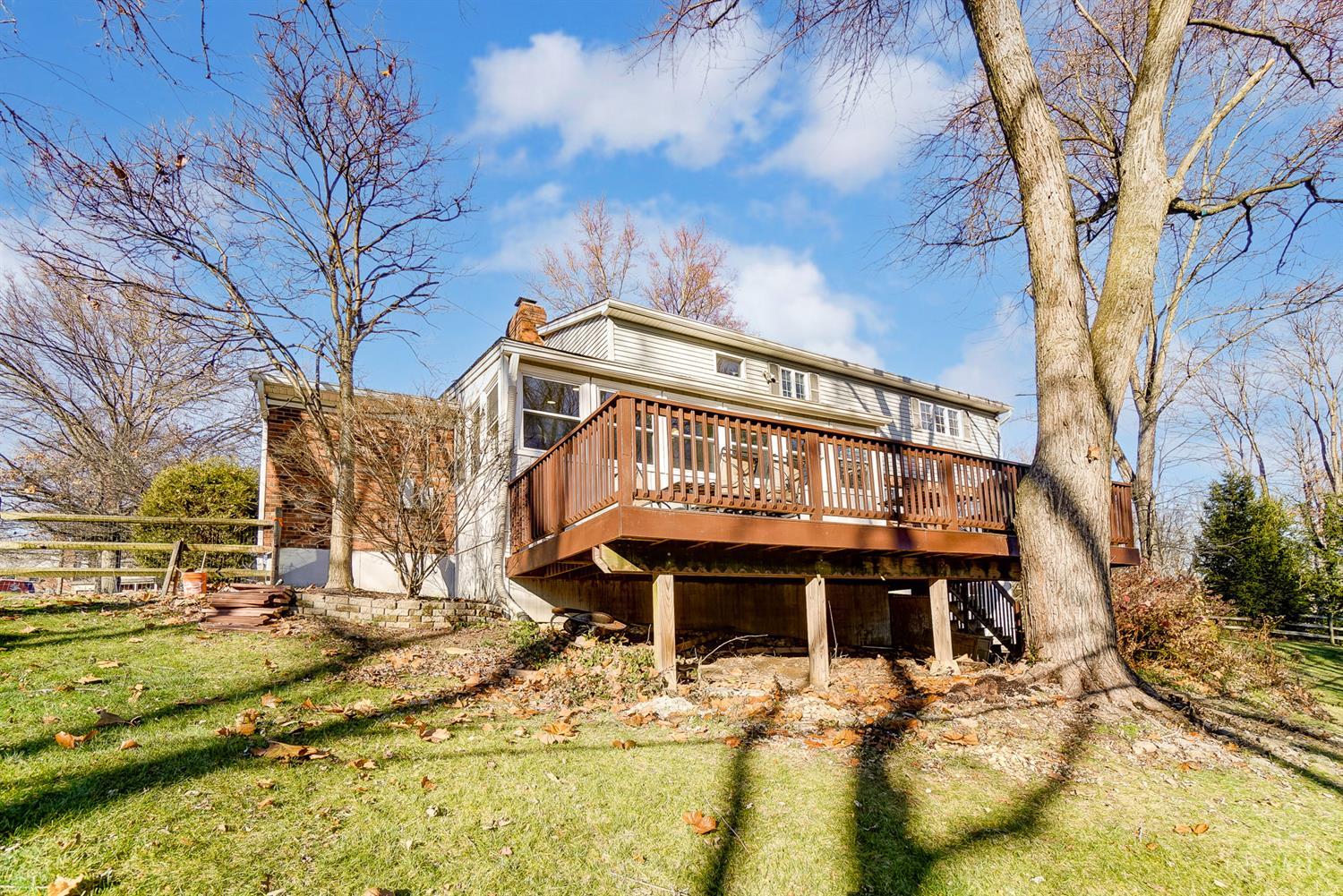 7995 Executive Court