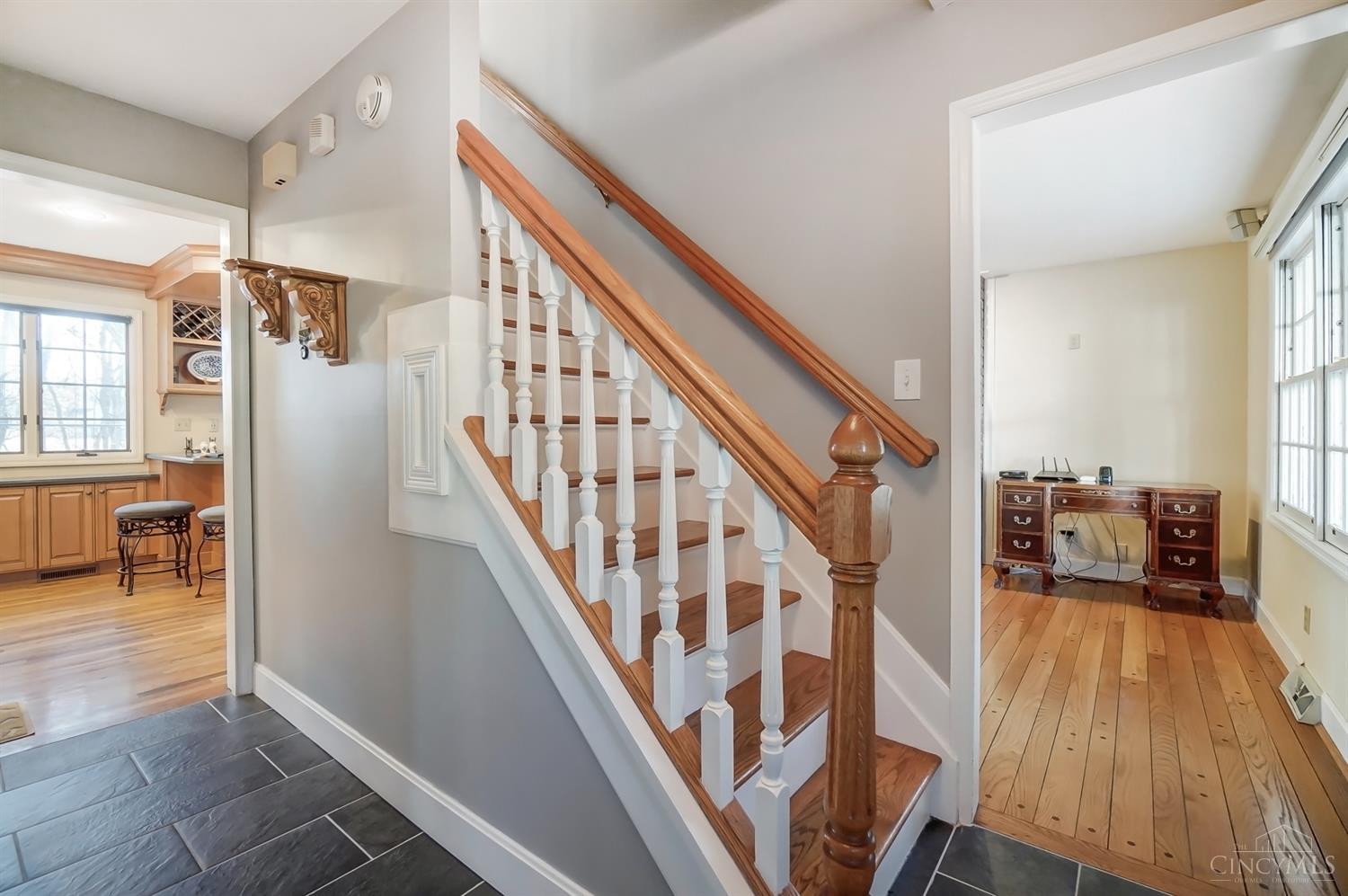 7995 Executive Court