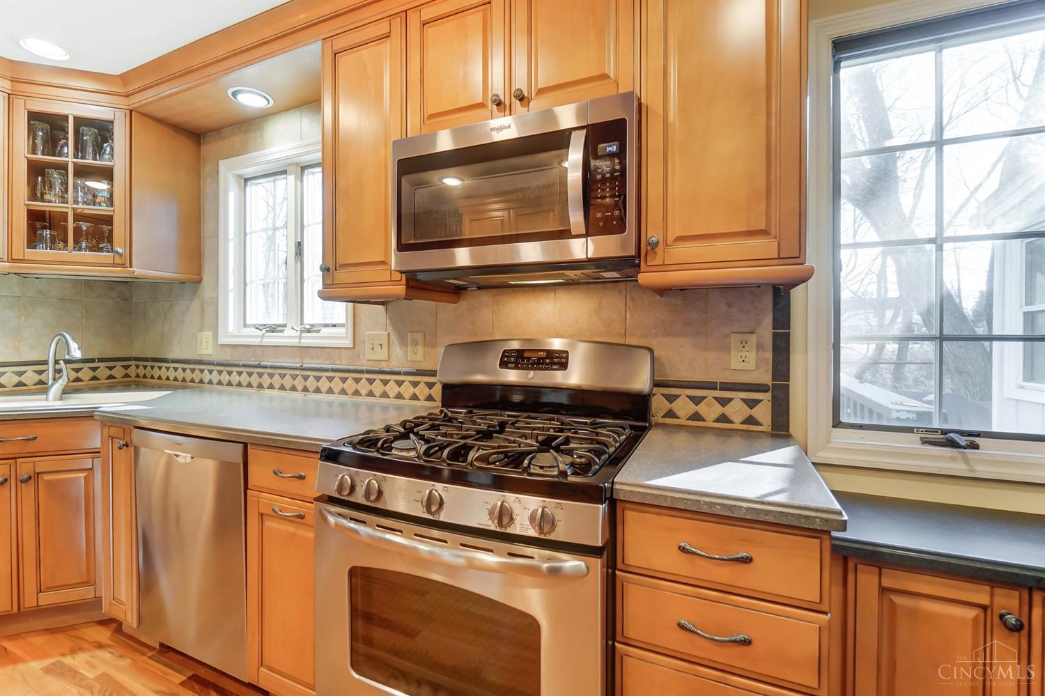 7995 Executive Court