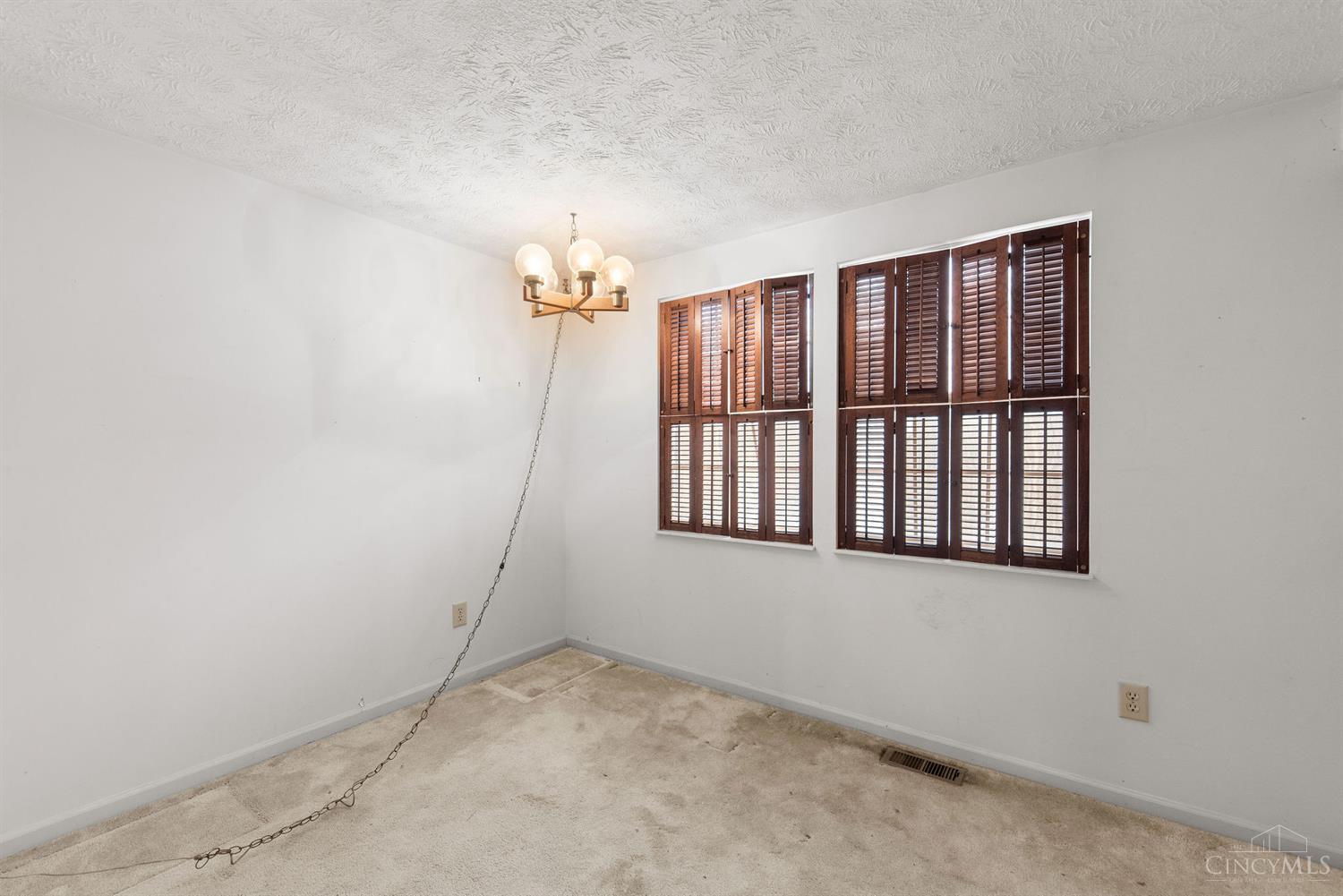 876 Woodlyn Drive 112