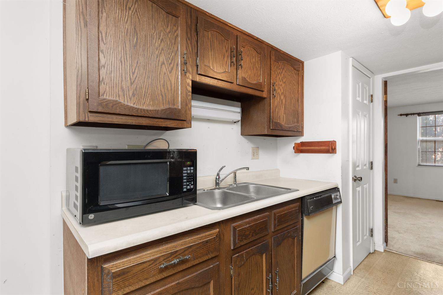 876 Woodlyn Drive 112