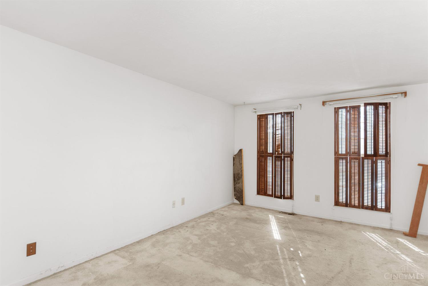 876 Woodlyn Drive 112