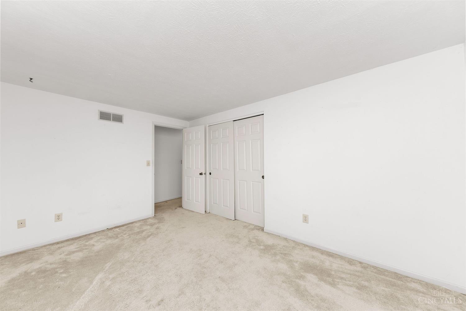 876 Woodlyn Drive 112