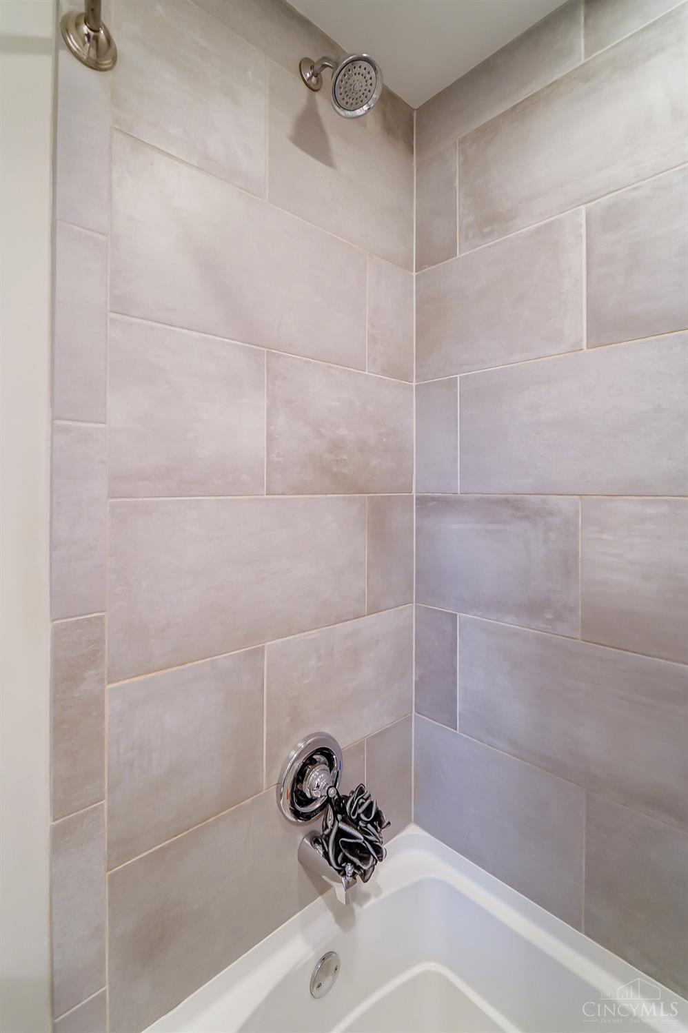 2227 Corinthian Court