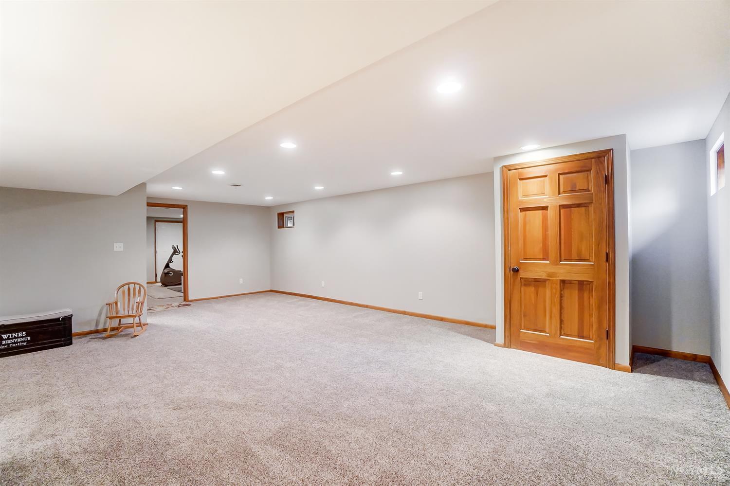 2227 Corinthian Court