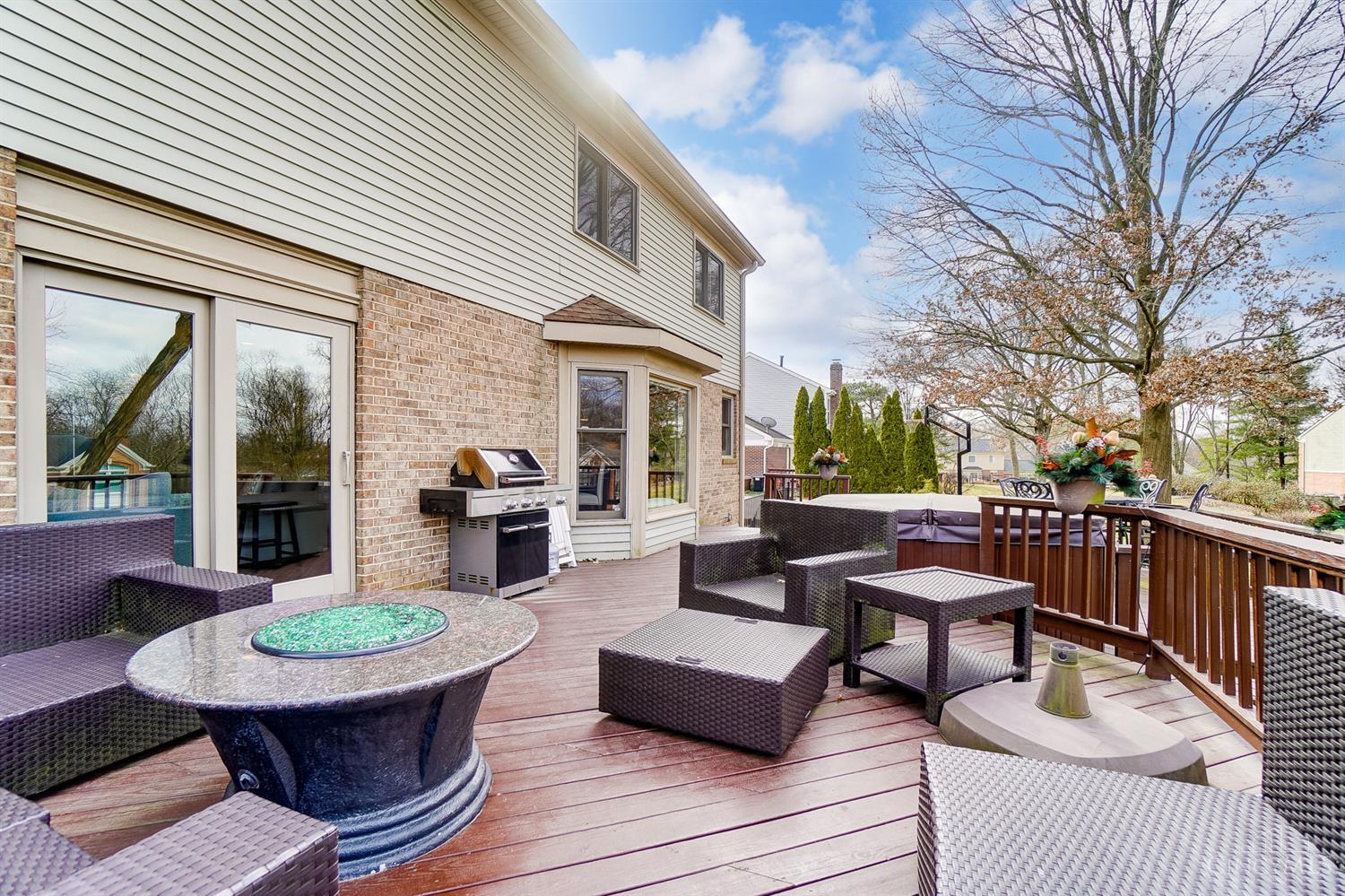 2227 Corinthian Court