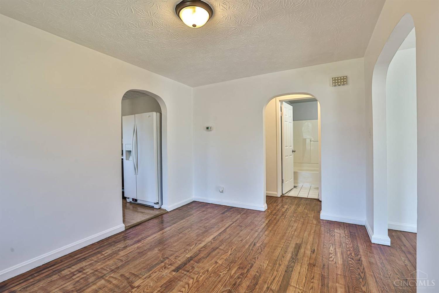 117 S Broadway Street