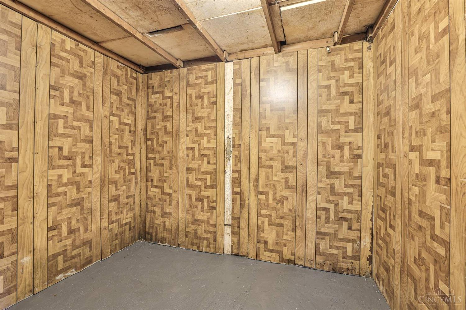 117 S Broadway Street