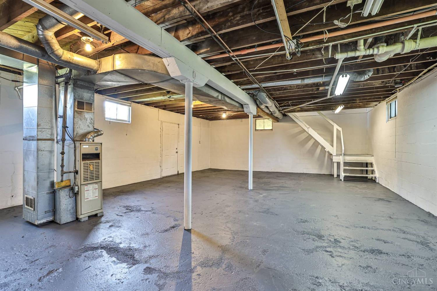 117 S Broadway Street