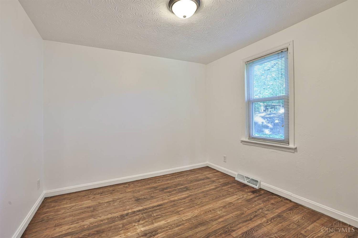 117 S Broadway Street