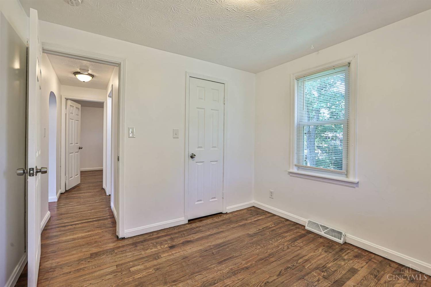 117 S Broadway Street