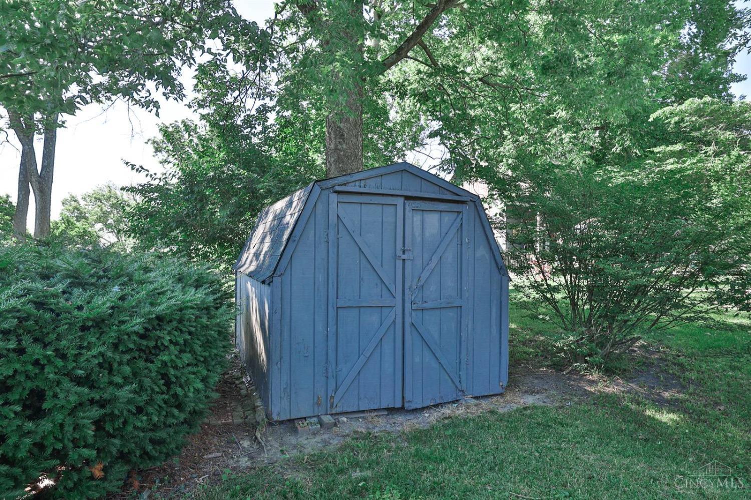 117 S Broadway Street