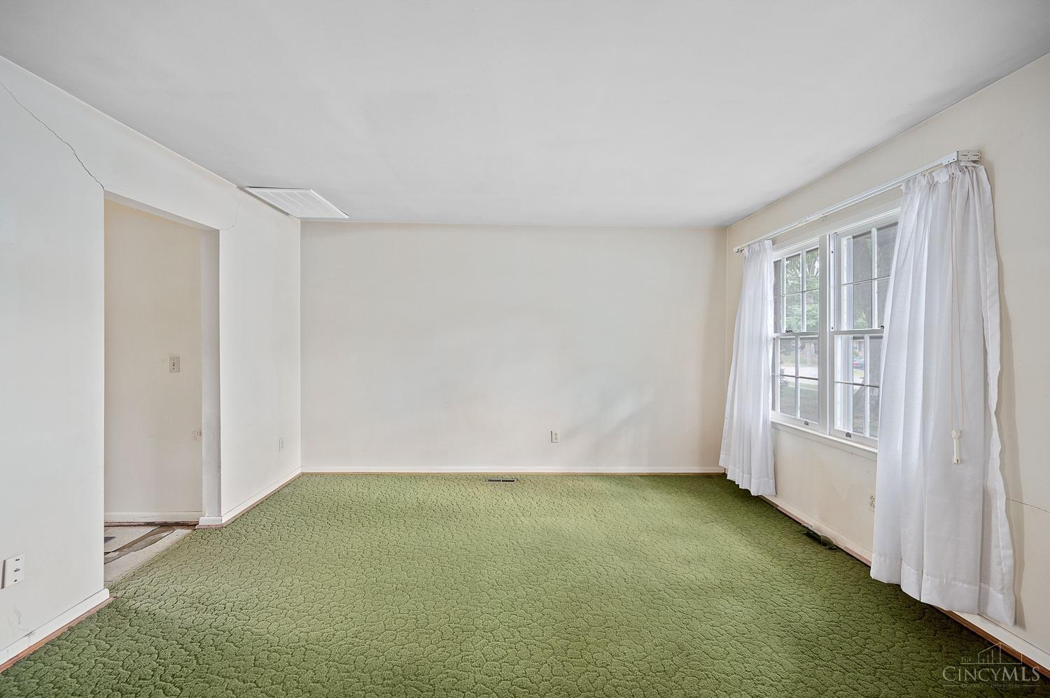 6276 Autumnleaf Lane