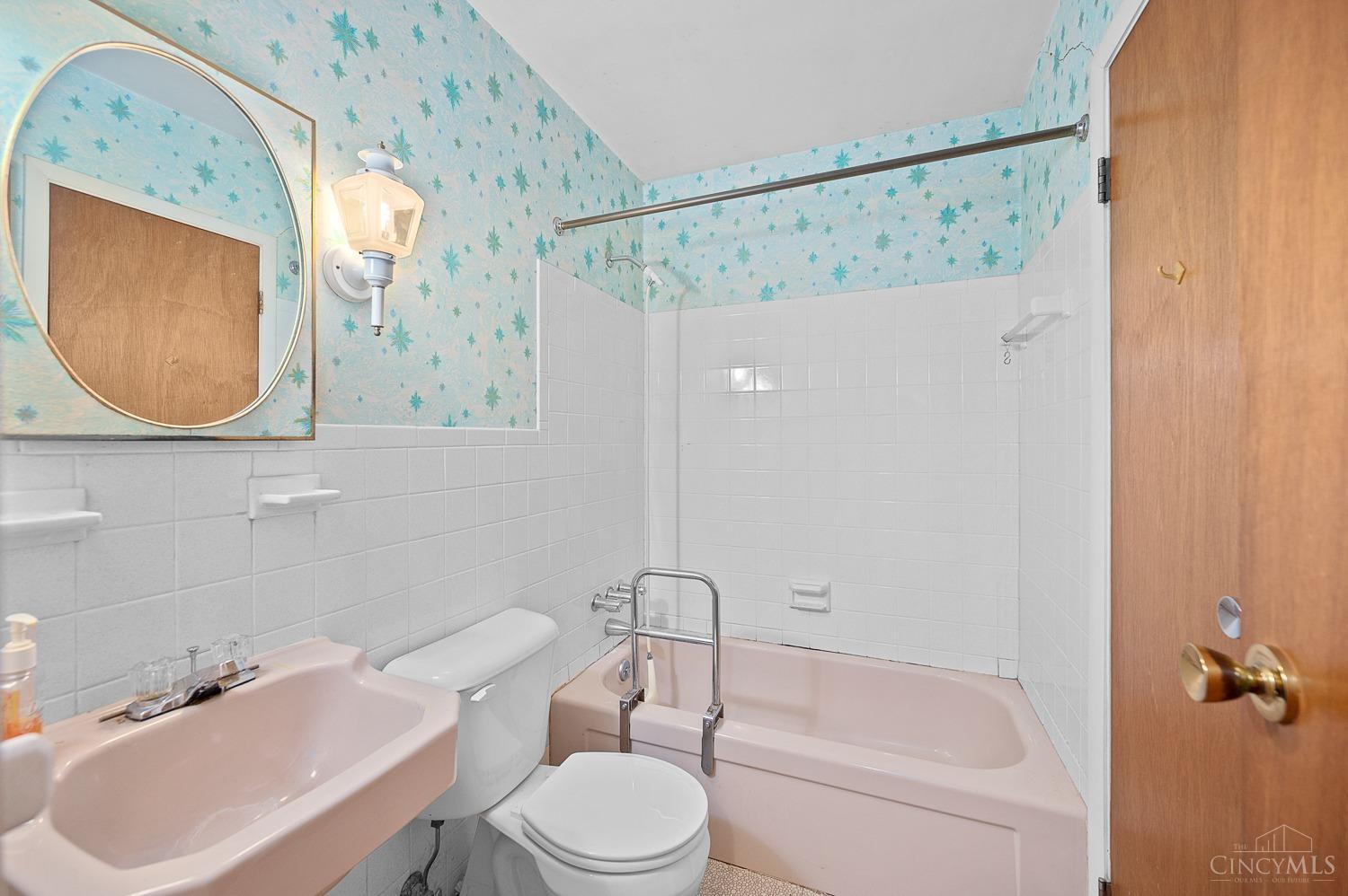 6276 Autumnleaf Lane