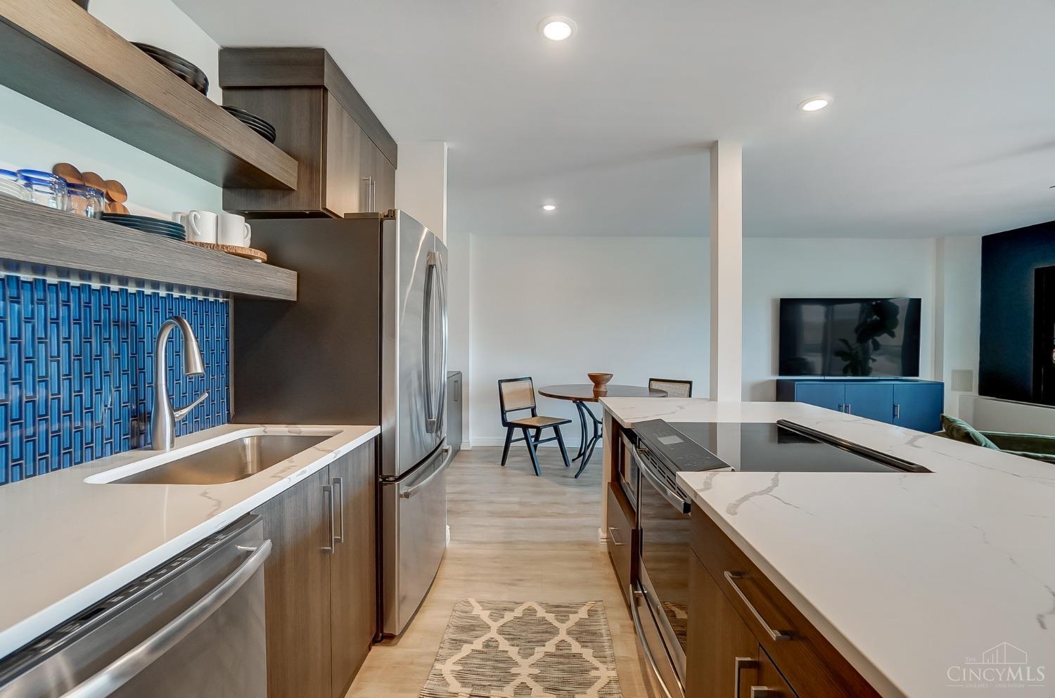 2200 Victory Parkway 1608