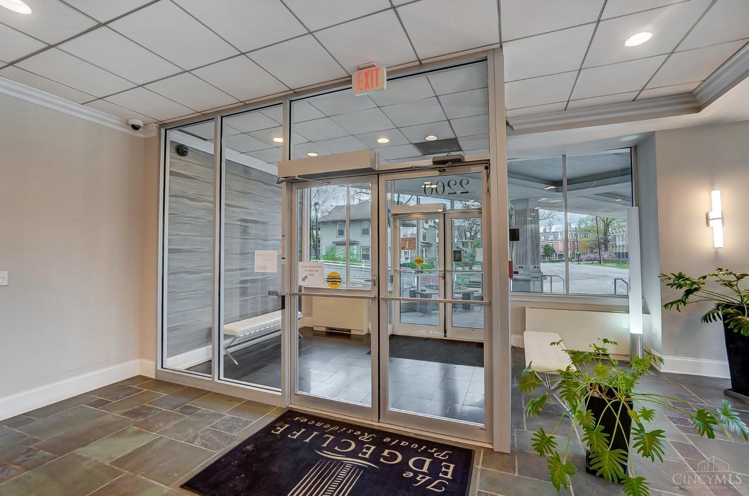 2200 Victory Parkway 1608