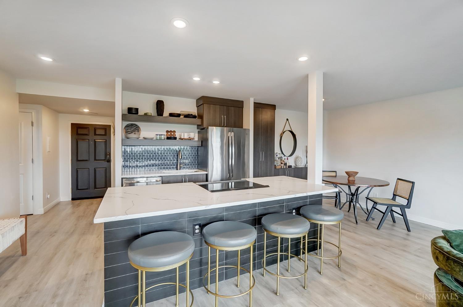 2200 Victory Parkway 1608