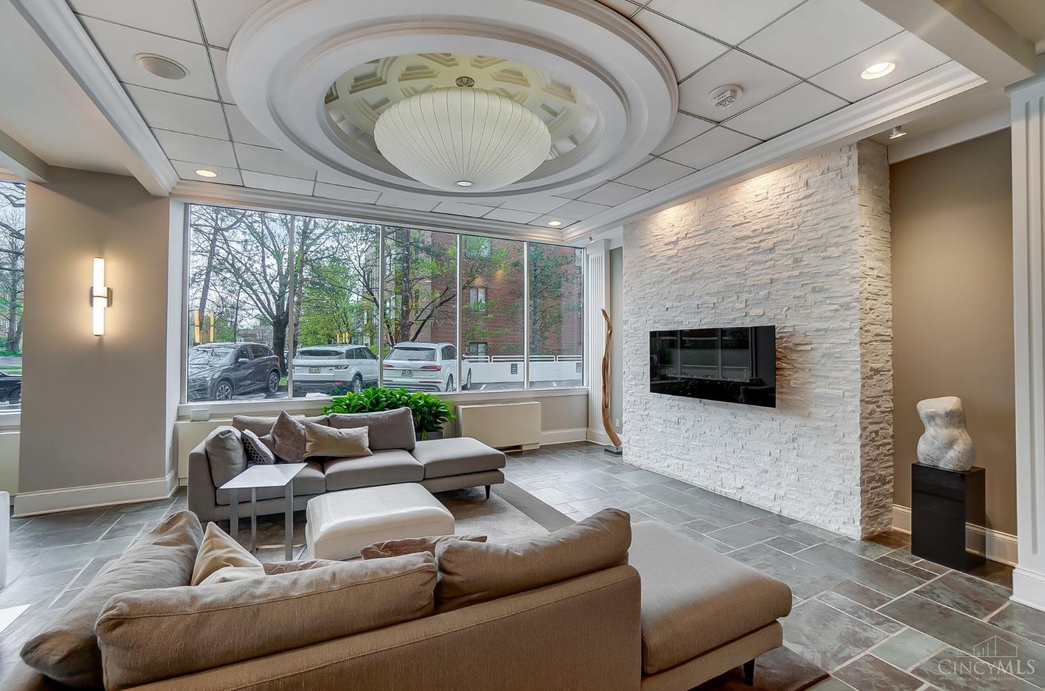 2200 Victory Parkway 1608