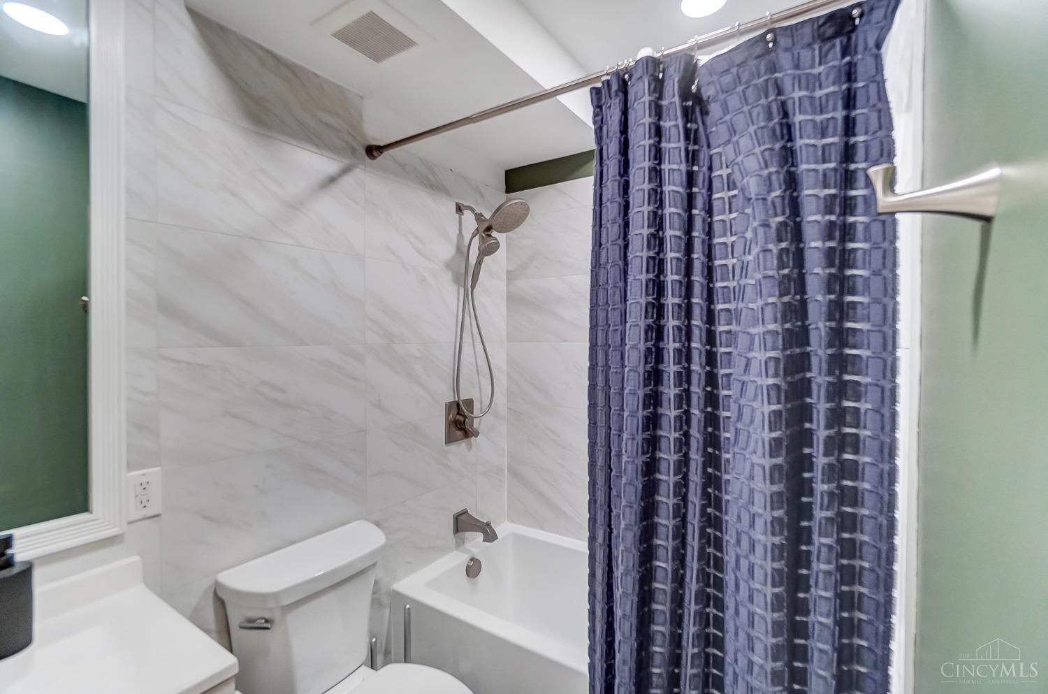 2200 Victory Parkway 1608