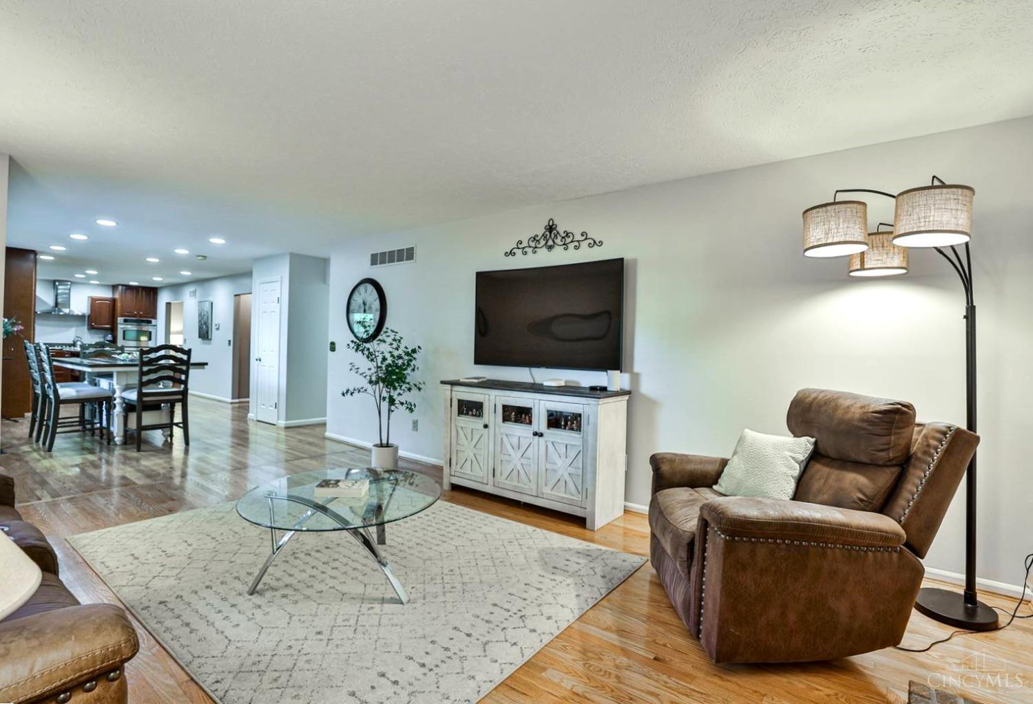 1961 Rusticwood Lane