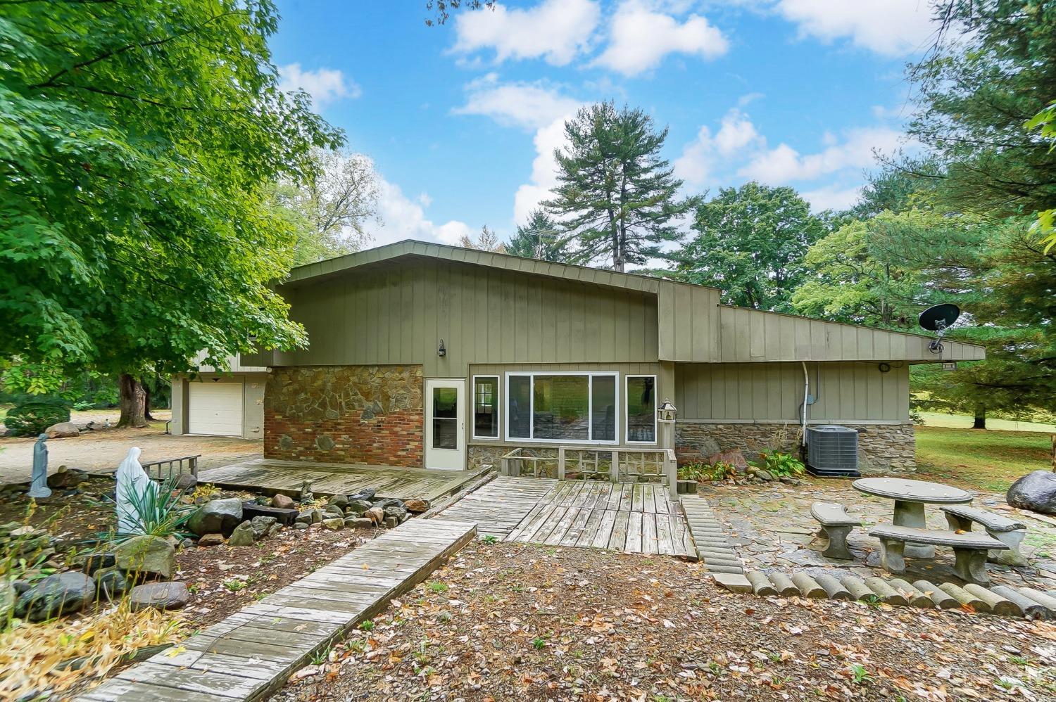 4350 Hamilton Road