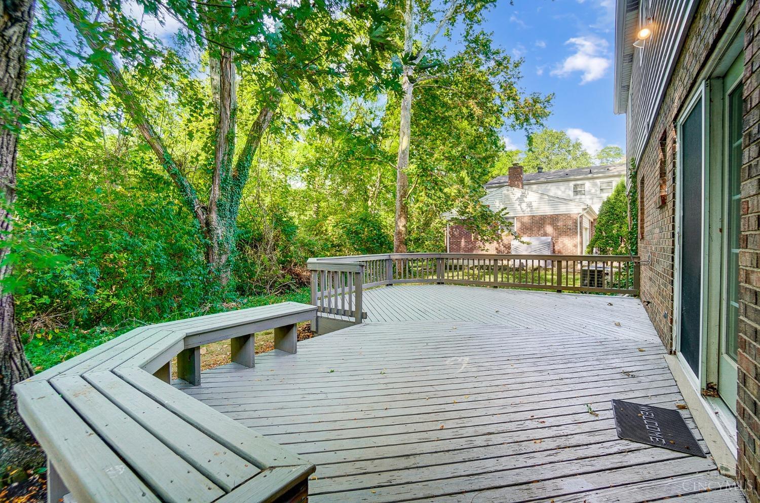 1927 Lady Ellen Drive