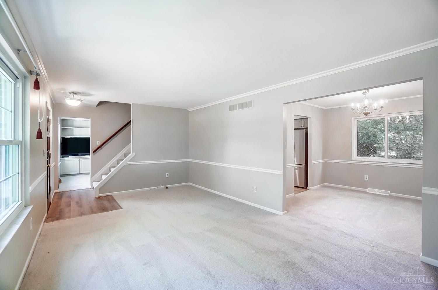 1927 Lady Ellen Drive