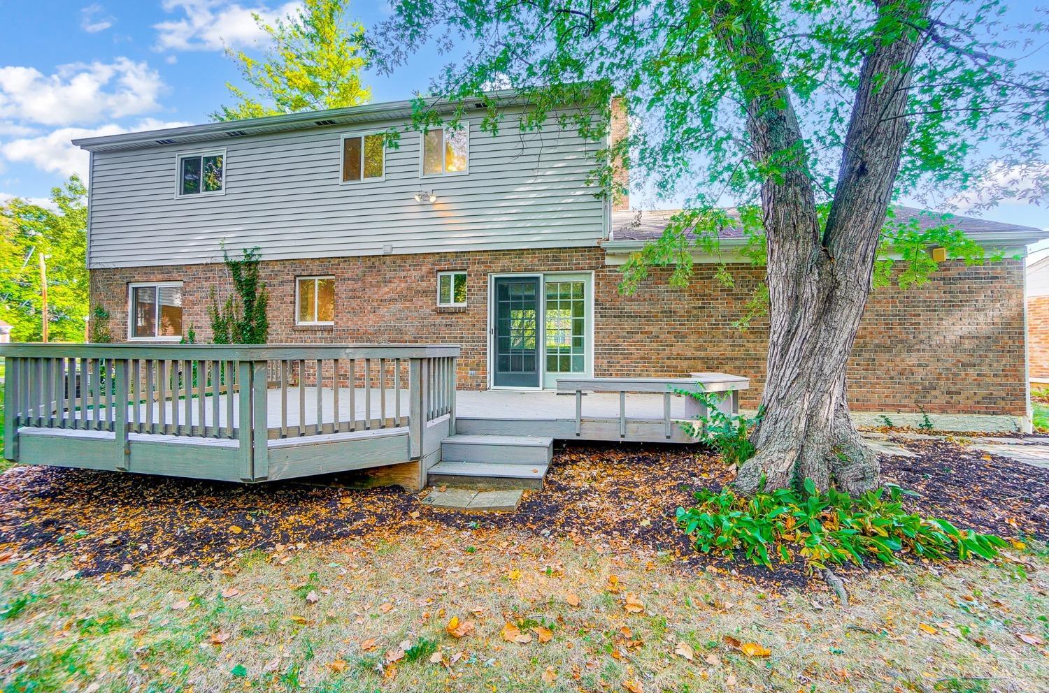 1927 Lady Ellen Drive