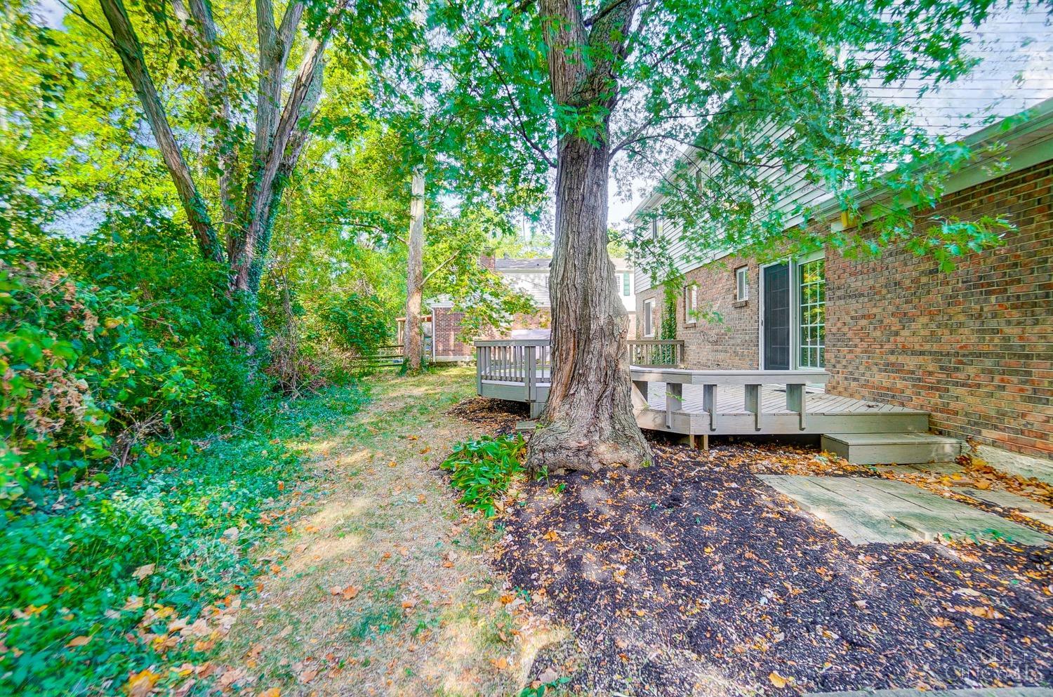 1927 Lady Ellen Drive