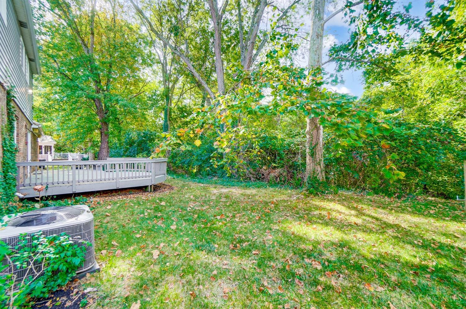 1927 Lady Ellen Drive