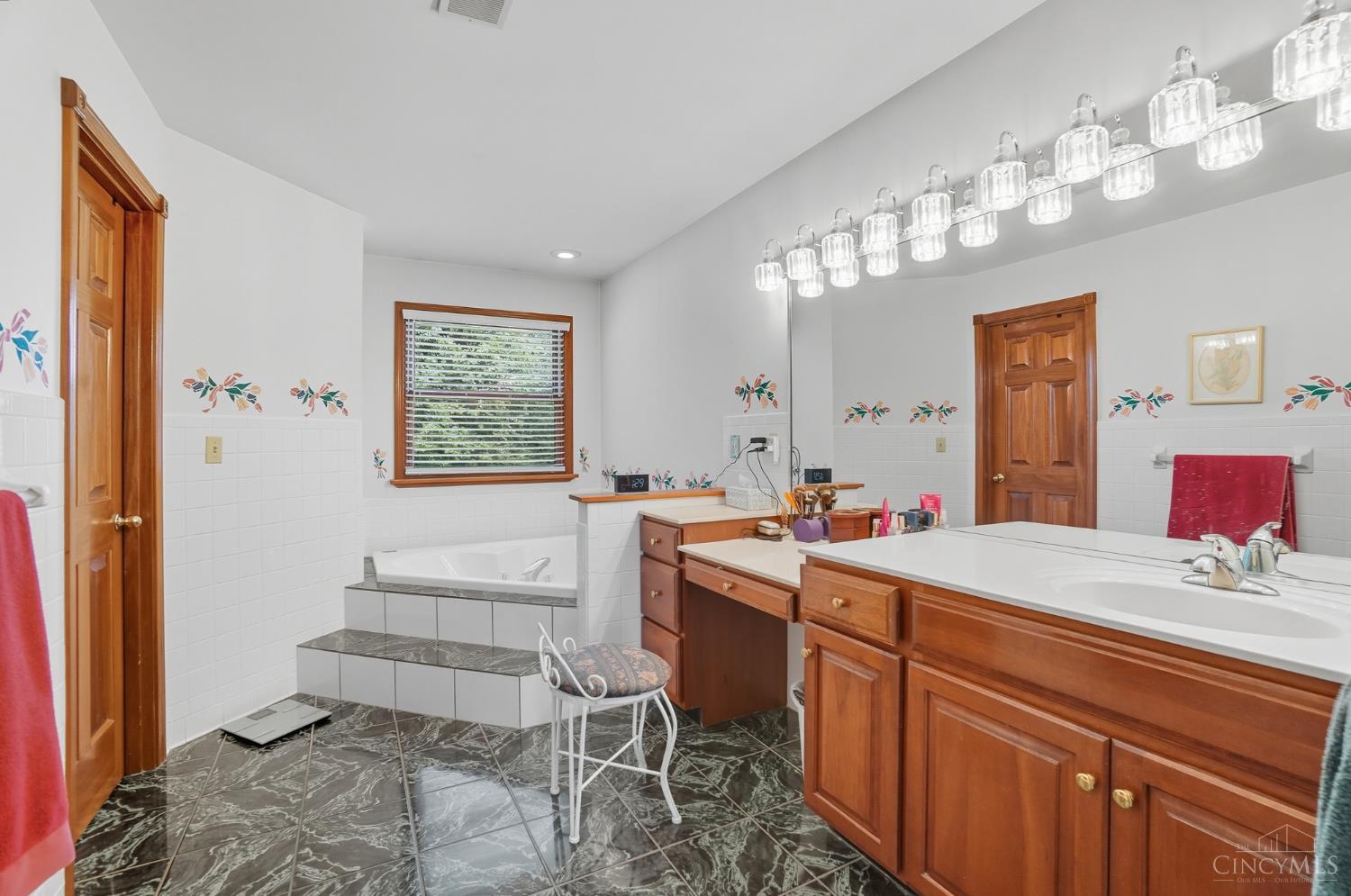 4843 Benton Road