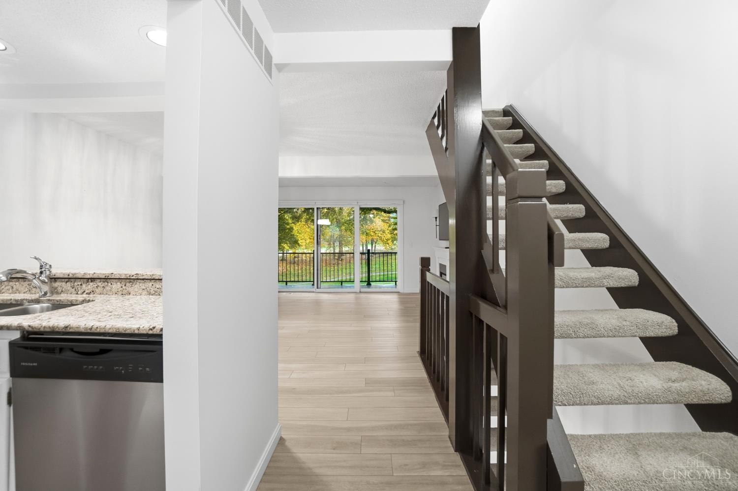 3681 Parfore Court 9