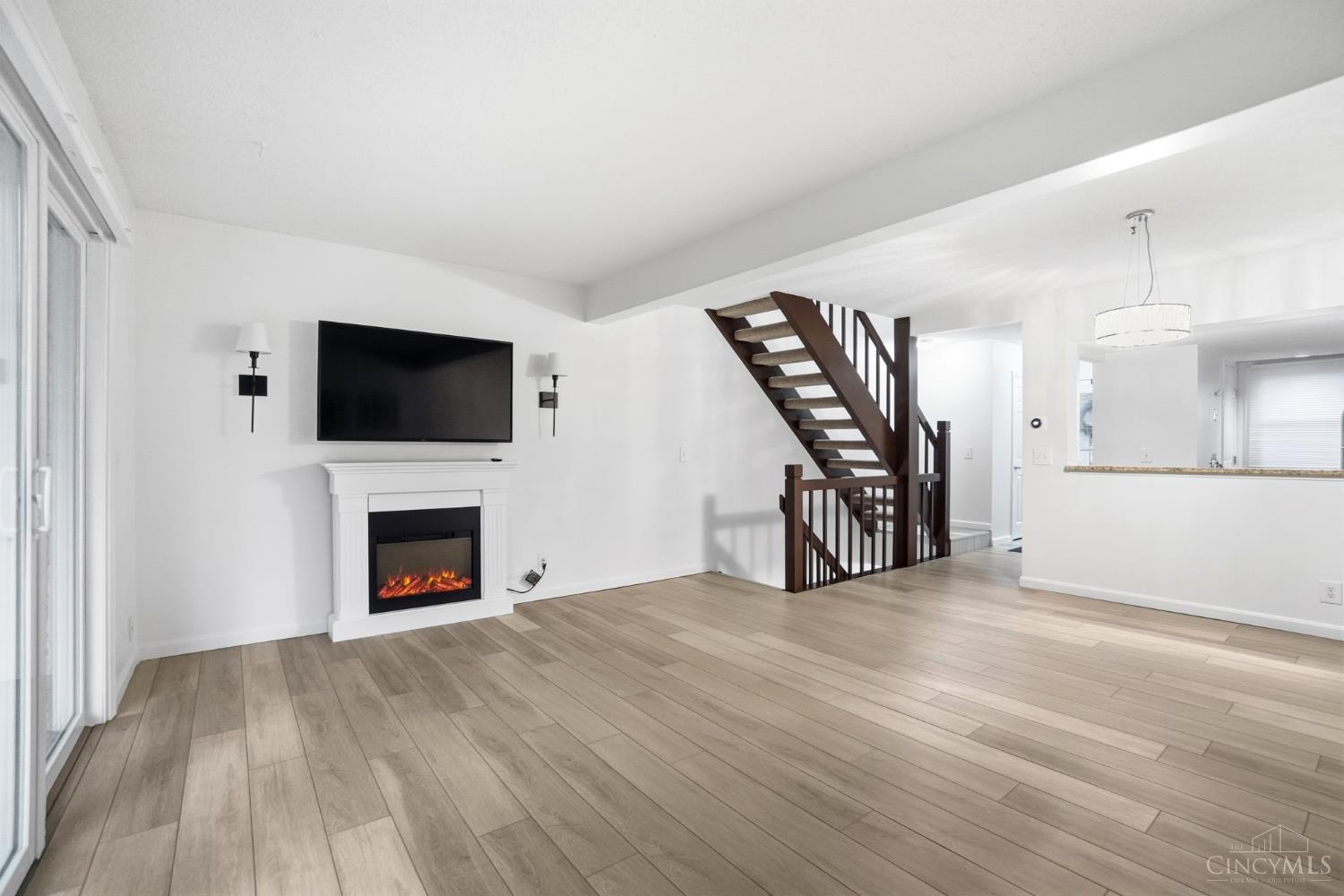 3681 Parfore Court 9