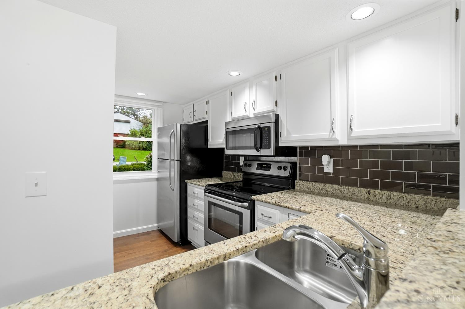 3681 Parfore Court 9