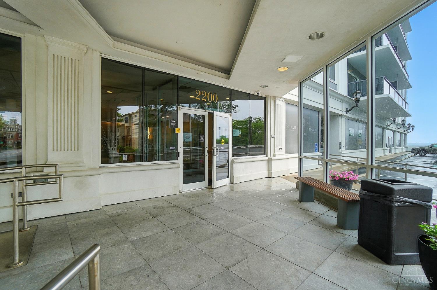 2200 Victory Parkway 1601