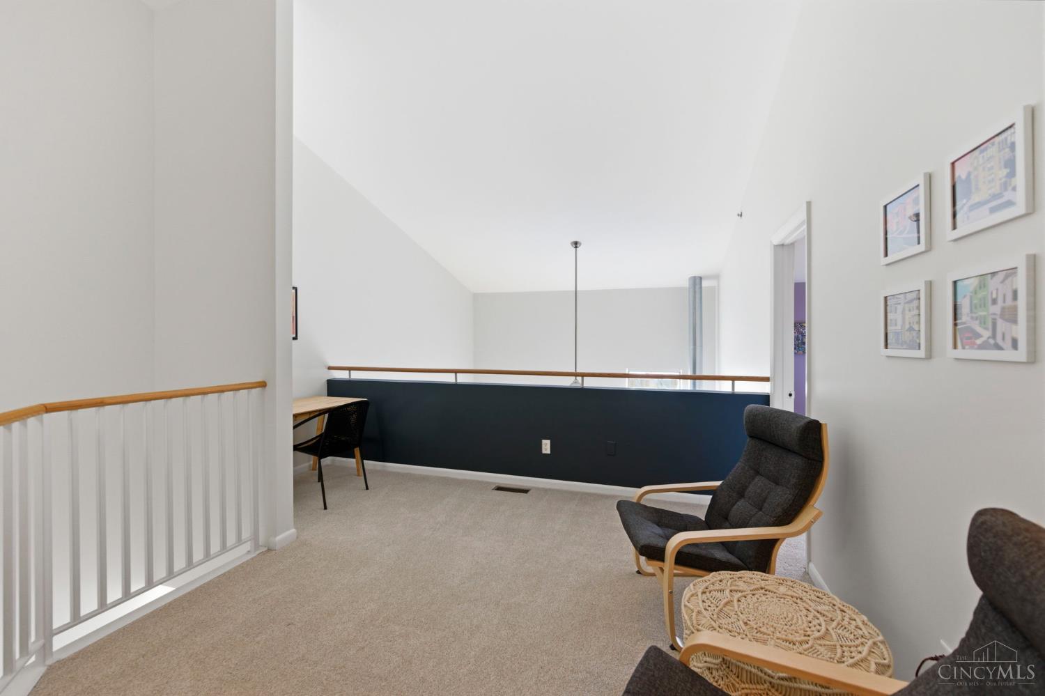 2700 Ashland Avenue 52
