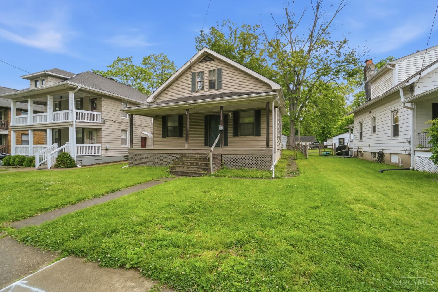 1414 Beacon