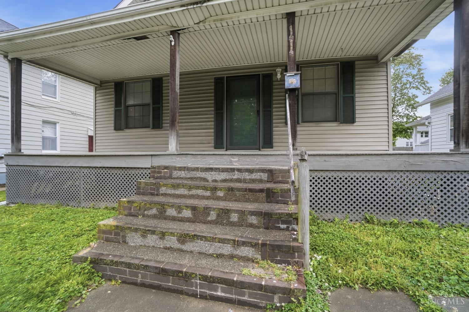 1414 Beacon