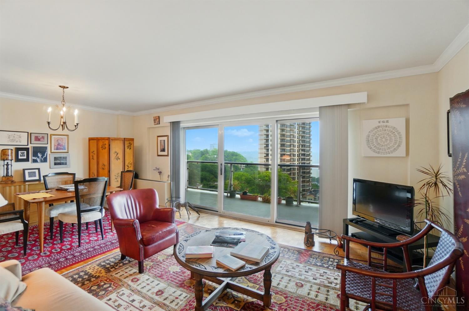 2200 Victory Parkway Unit: 1601