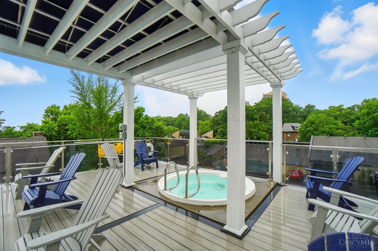 2200 Victory Parkway Unit: 1601