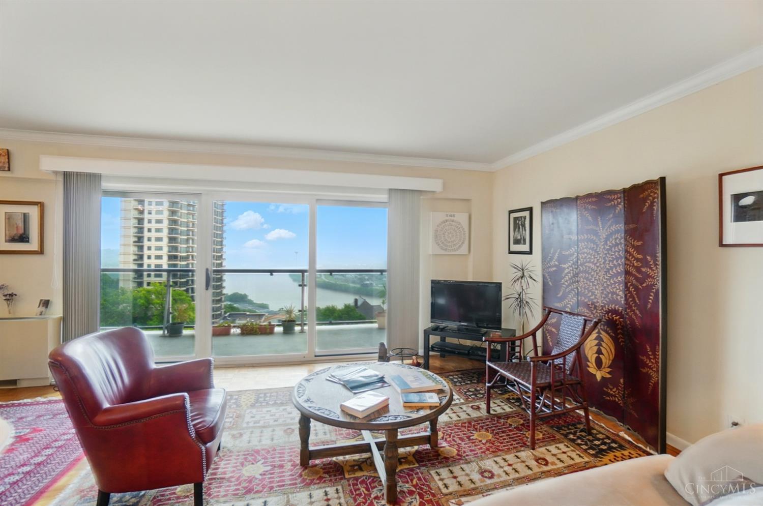 2200 Victory Parkway Unit: 1601