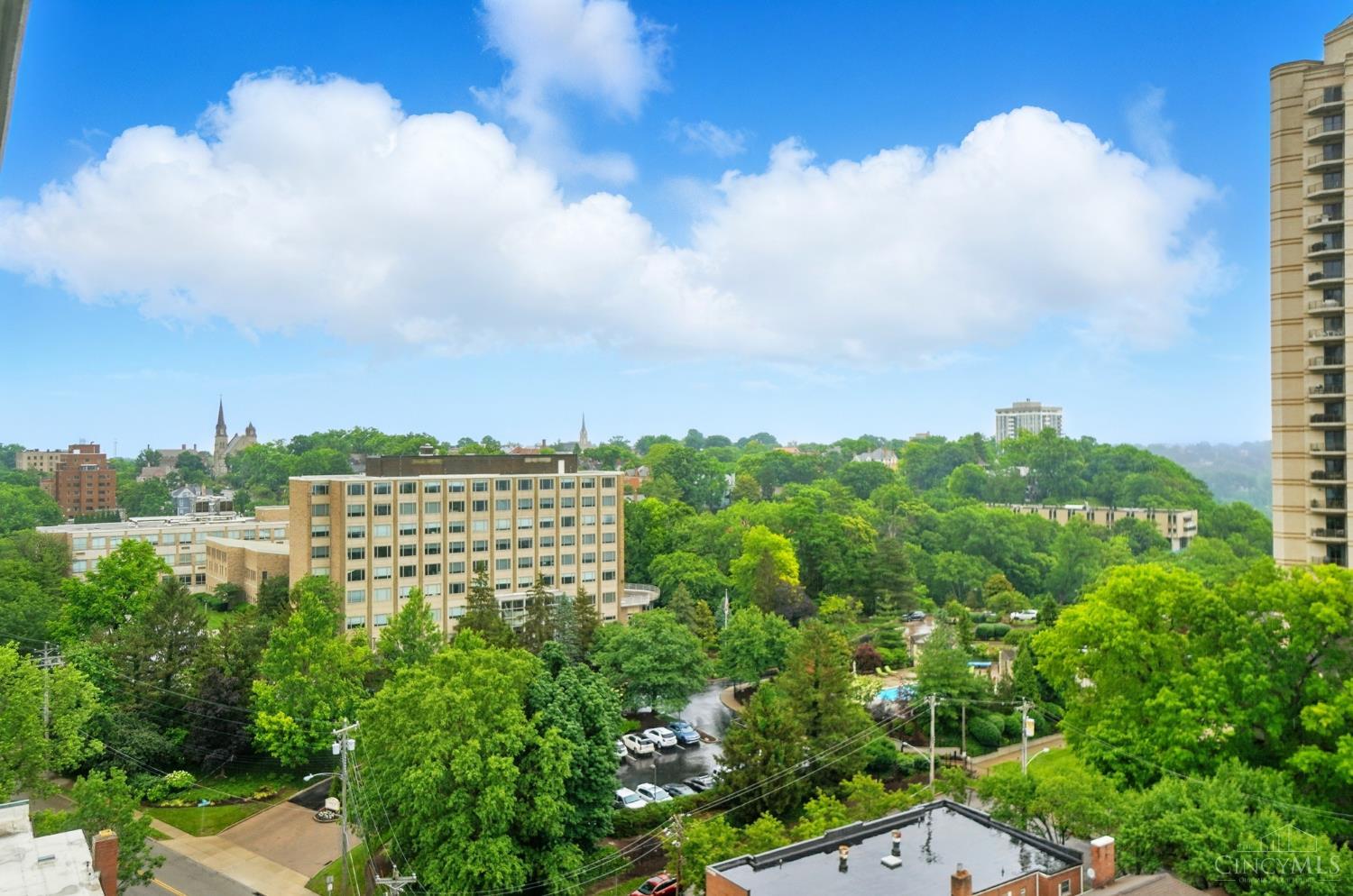 2200 Victory Parkway Unit: 1601