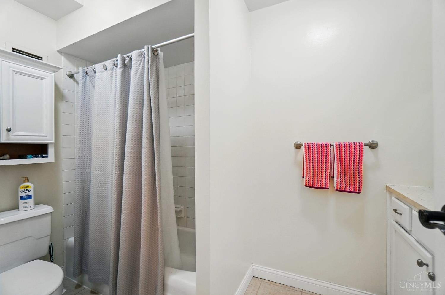 2200 Victory Parkway Unit: 1601